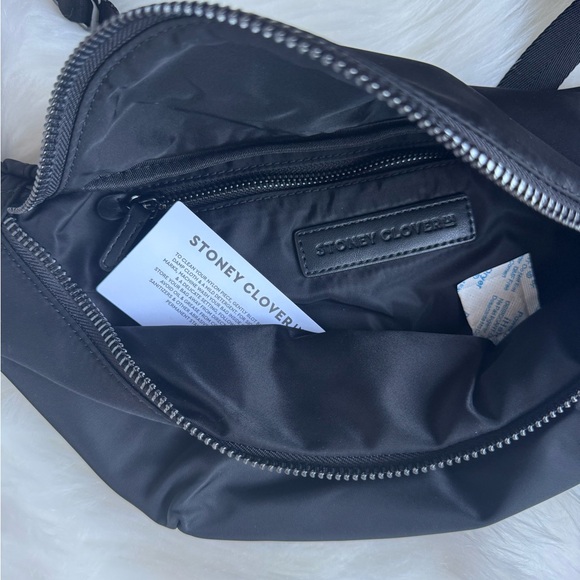 Stoney Clover Lane Classic Jumbo Fanny Pack Black NWT - Picture 5 of 5